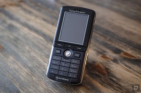 sony ericsson ancien modèle.